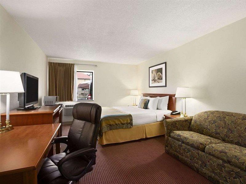 Days Inn By Wyndham Middletown Exteriör bild