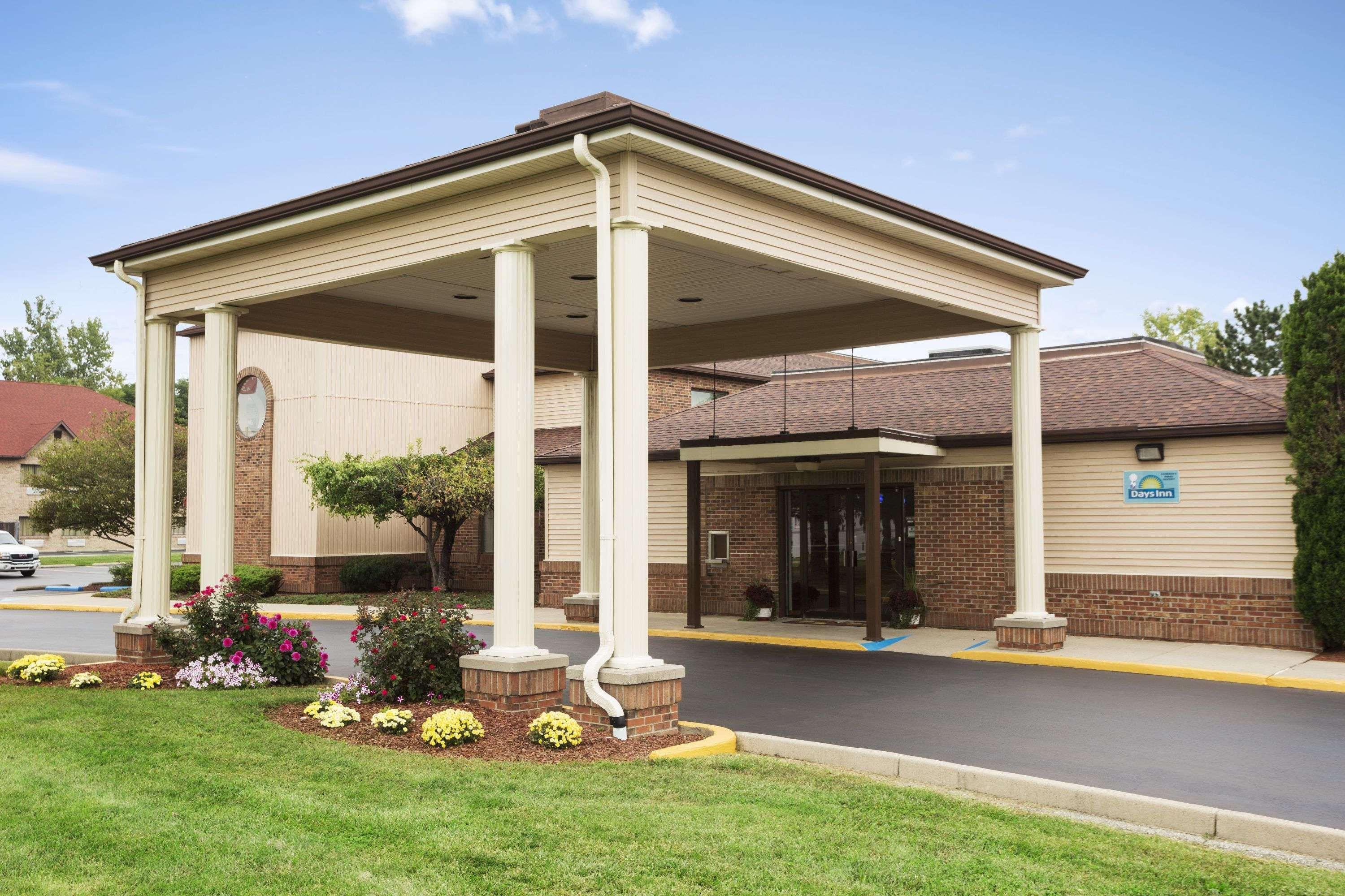 Days Inn By Wyndham Middletown Exteriör bild